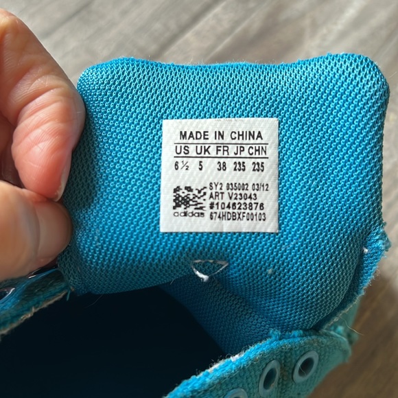 Adidas Turquoise blue shoes 6 1/2 from 2012 - Picture 4 of 7